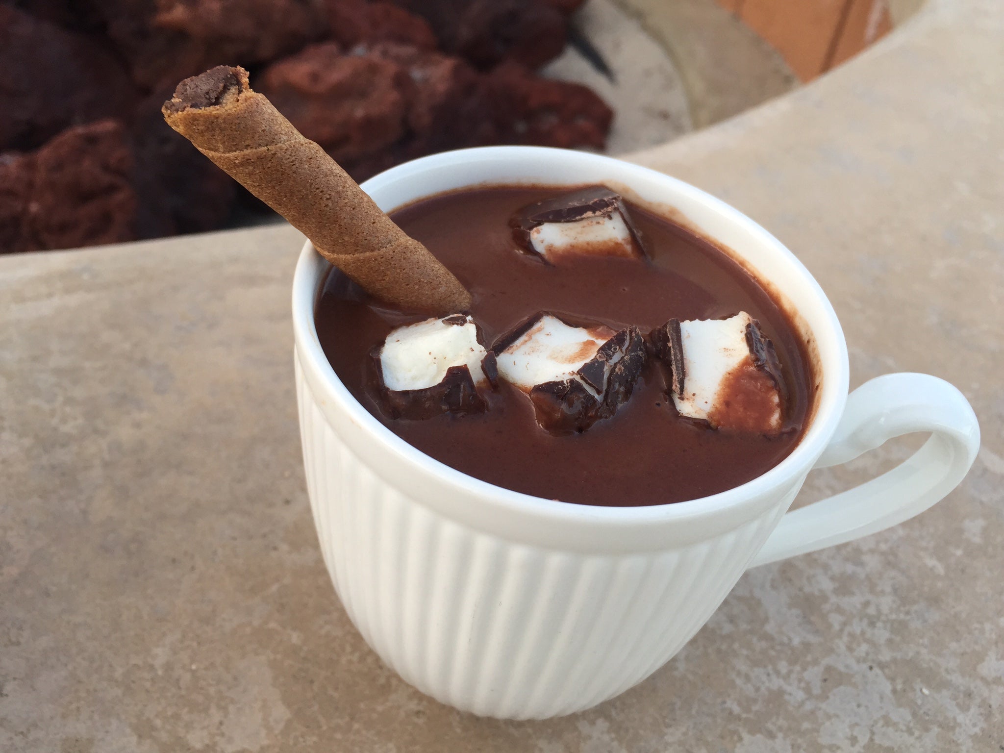Hot Chocolate with Cookies (Cozy Winter Drink) | Bakeology